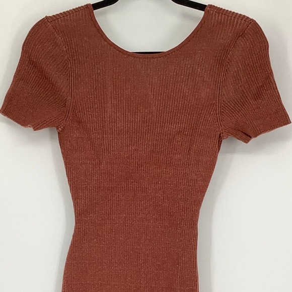 NEW! NAADAM Size Small Ribbed Reversible Twist Dress $325 msrp Brick Red J6-5 - Picture 6 of 11
